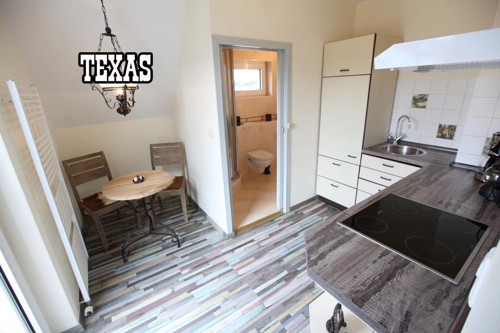 Little Hawaii & Texas Apartment Bad Wildungen Bilik gambar